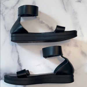 Topshop Black Flatform Sandals